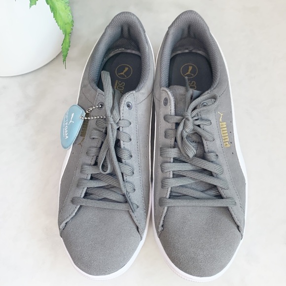 NWOT Puma Women’s Soft Foam Gray & White Sneakers (Size 9) - Picture 4 of 5